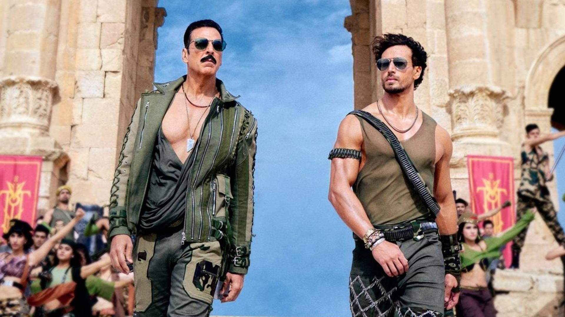 Akshay Kumar Tiger shroff Bade Miyan Chote Miyan Poster Prithviraj Sukumaran Menacing Avatar Revealed