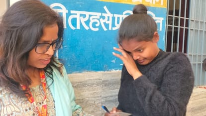 Constable Recruitment Exam girl missed exam by mistake in Bareilly