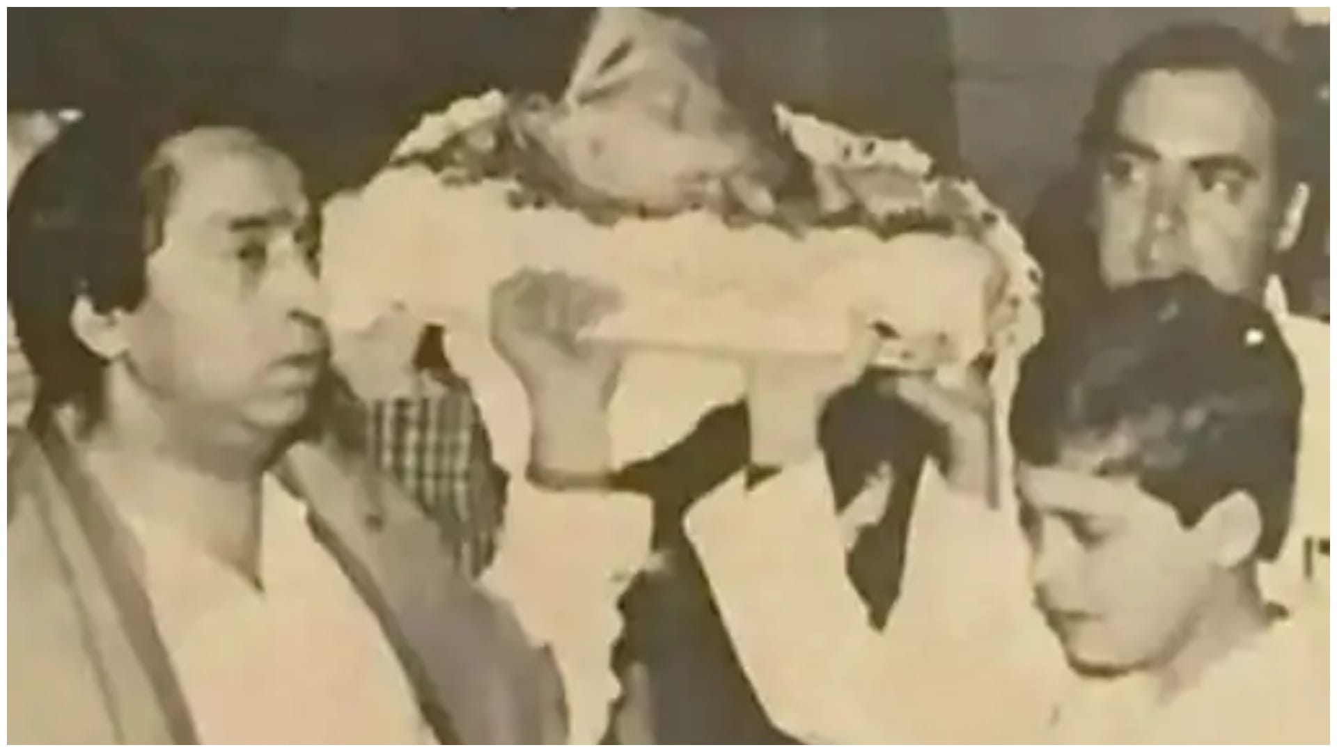 Kamal Nath journey with Congress and Gandhi family Famous Pictures Kamal Nath may join BJP today