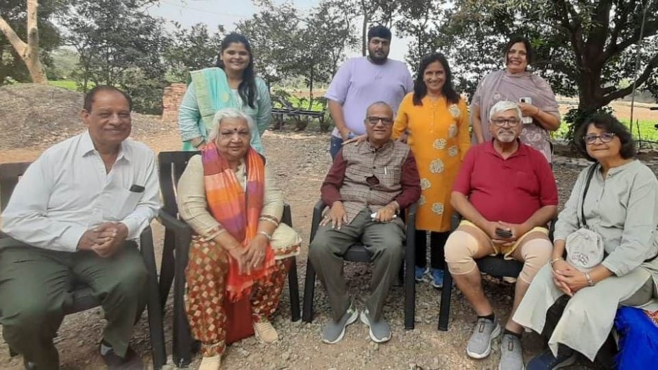 Unique birthday celebration planted 76 neem saplings on turning 76