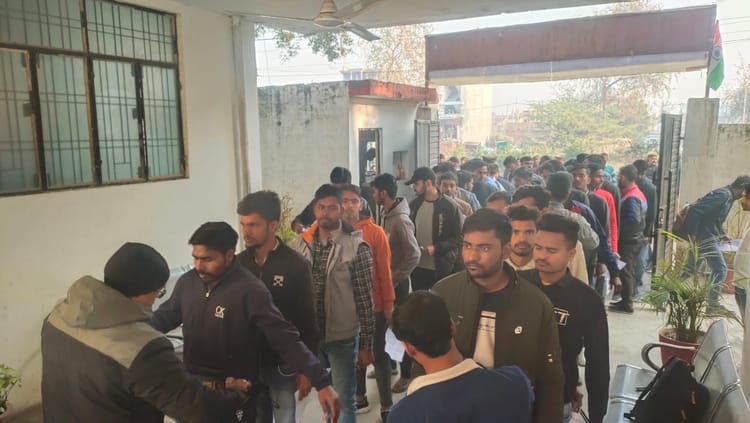 सिपाही भर्ती परीक्षा का दूसरा दिन: पहली पाली की परीक्षा सकुशल सम्पन्न, दूसरी पाली की परीक्षा तीन बजे से