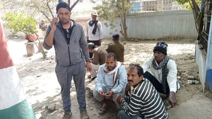 Bihar Accident News: बस से उतर रही महिला को पीछे से आ रहे वाहन ने मारी टक्कर, मौके पर ही मौत Nalanda Accident News: A woman getting down from bus was hit by a vehicle coming from behind, died on spot