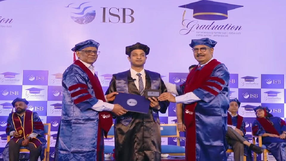 Academic Excellence Award to real estate businessman Sagar Mangala