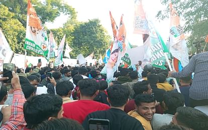 Bharat Jodo Nyay Yatra: Rahul Gandhi reached Prayagraj, huge crowd gathered during the yatra