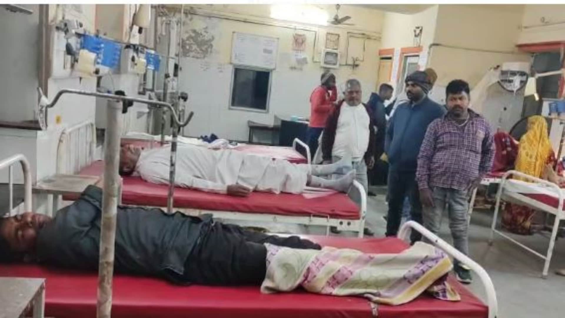 जिला अस्पताल में भर्ती घायल