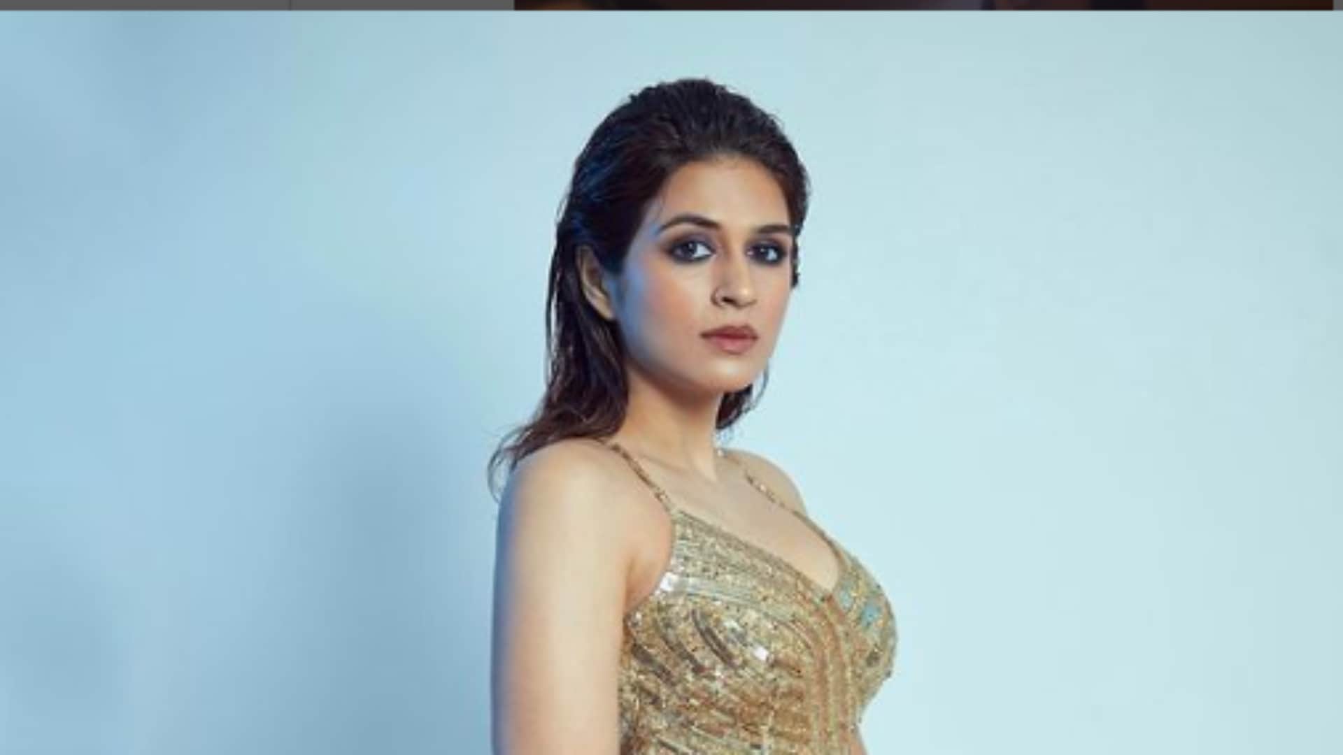 Actress Shraddha Das social media post after Emergency Flight Landing Read details Inside