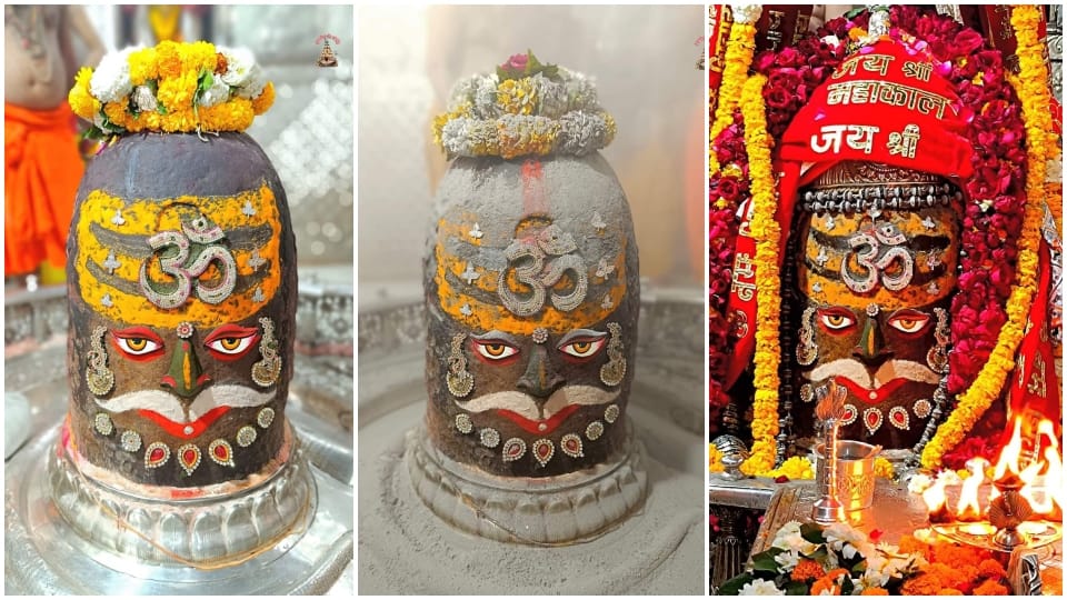 Ujjain Baba Mahakal dressed in unique form in Bhasma Aarti