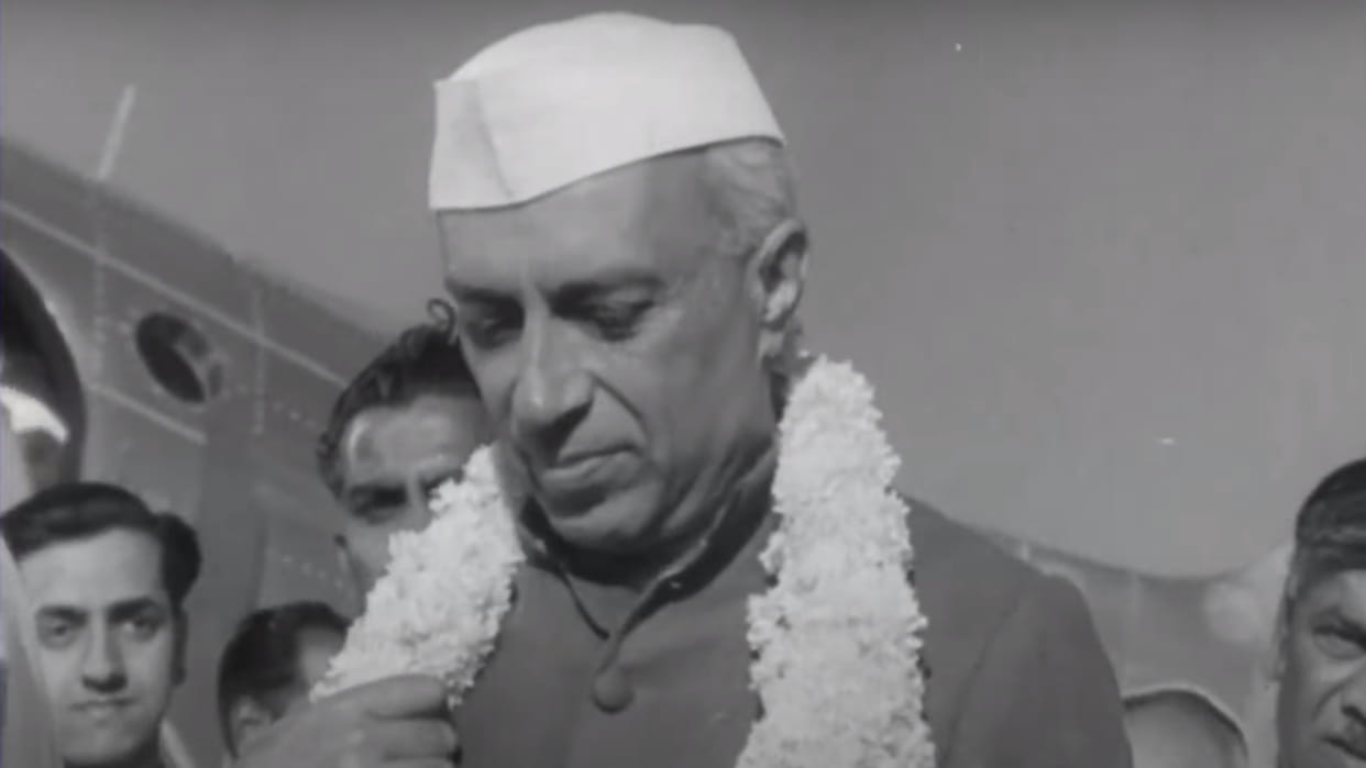 When people walked miles to reach Naini to get a glimpse of Nehru