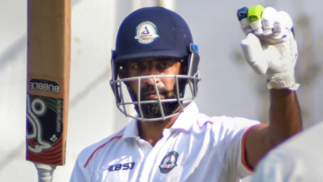 Faiz fazal announced retirement from professional cricket scored debut for india in debut match