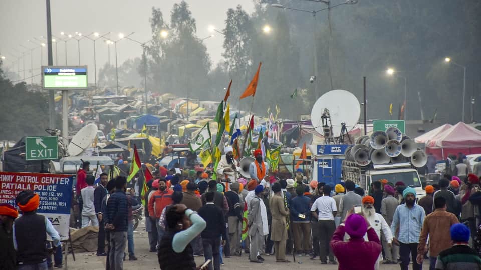 Farmer Protest photos Farmers adamant on ordinance, announce big fight in Mahapanchayat