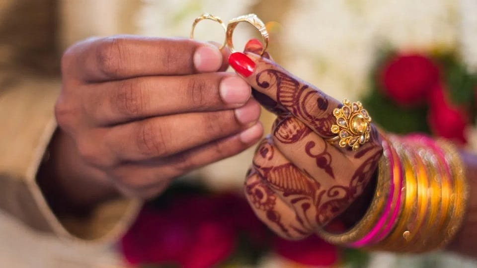 man beats up father for opposing marriage with Kinner in  haldwani