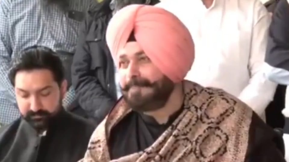 IPL 2024: Navjot Singh Sidhu will return to commentary box after decade, will say Tata bye-bye to politics?