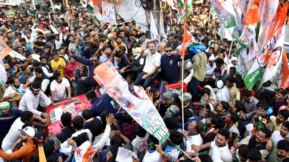 Rahul Gandhi Bharat Jodo Nyay Yatra Photos There was a jostling for a kilometer to meet Rahul Gandhi