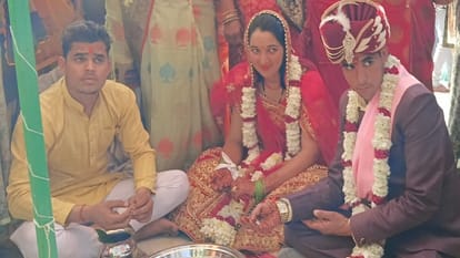 11 couples took seven rounds together in Banwaripur of Hasayan