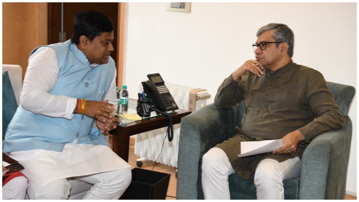 Sukant Majumdar claims Inactive Aadhar cards in Bengal will be activated tonight Latest News Update