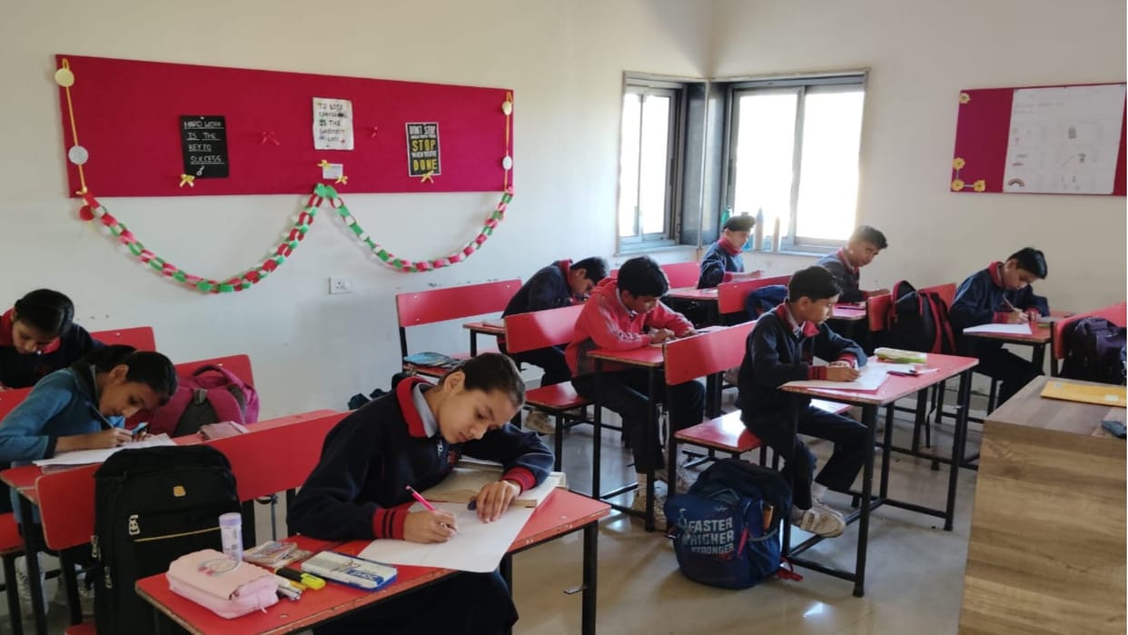 School children participated in Amrit Station Scheme