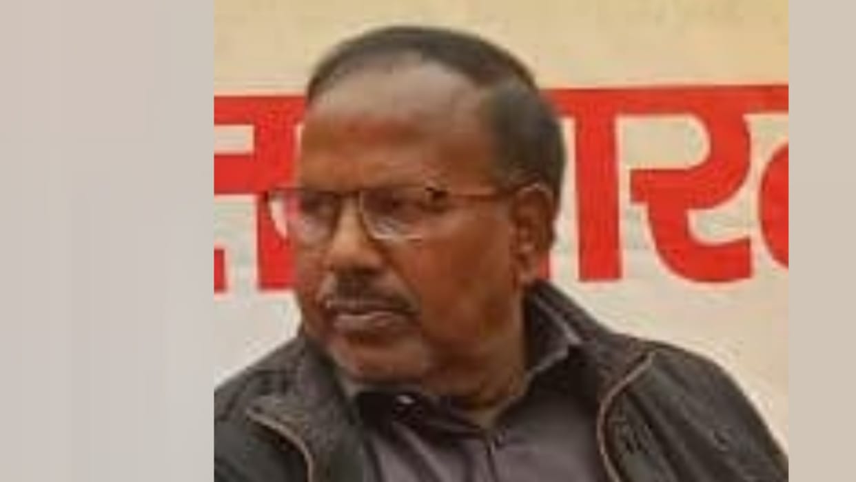 Former minister did not get chair in programme in Ambedkar Nagar.