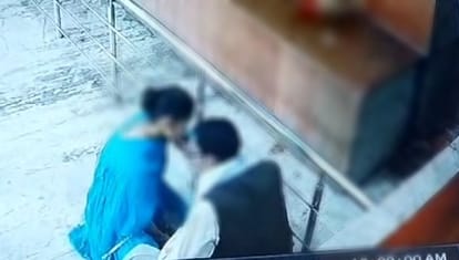 Bihar News: Young man was doing dirty work in religious place of Aurangabad, video going viral; Police caught