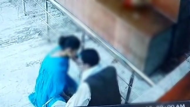 Bihar News: Young man was doing dirty work in religious place of Aurangabad, video going viral; Police caught