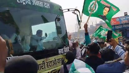Bihar: Tejashwi Yadav leaves for Jan Vishwas Yatra; Lalu Yadav, Rabri Devi; Nitish Kumar, NDA, Grand Alliance