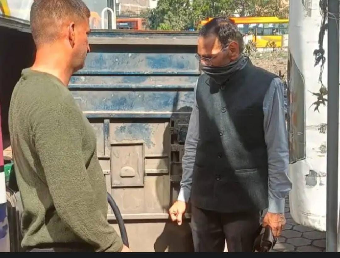 Indore News: Raid on closed petrol pump in Indore, fear of selling adulterated diesel