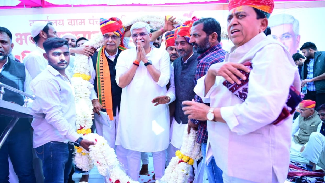 Minister Gajendra Singh participated in the inauguration of Panchayat buildings