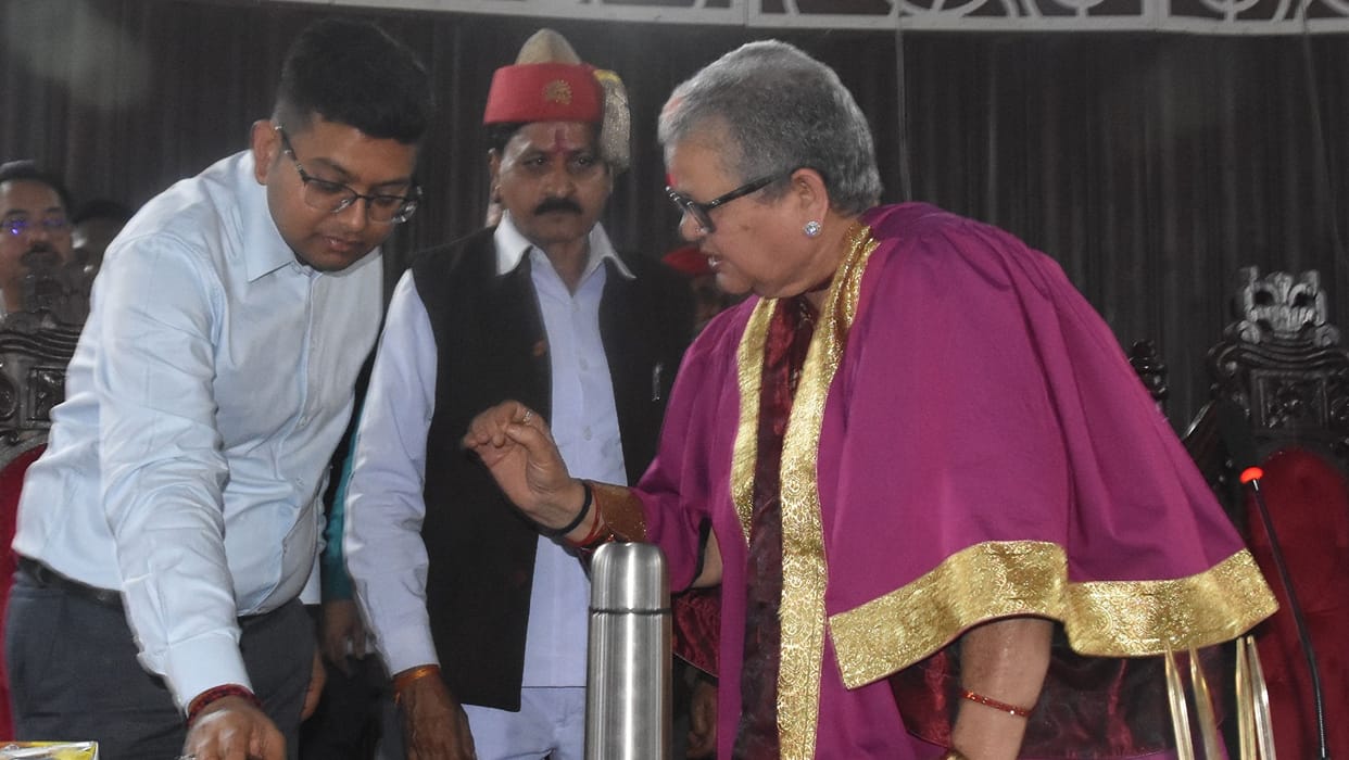 Municipal Corporation House, First auditorium to be built in South, construction of solar park in Jajmau