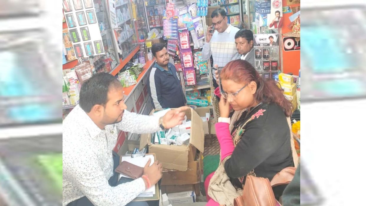 Kanpur: Fake medicines of renowned companies found in drug department raid