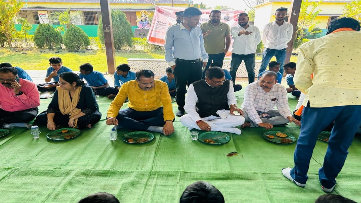 CM Vishnudev Saay birthday tomorrow: A day before, Raipur Rural MLA Motilal Sahu invited school children for a