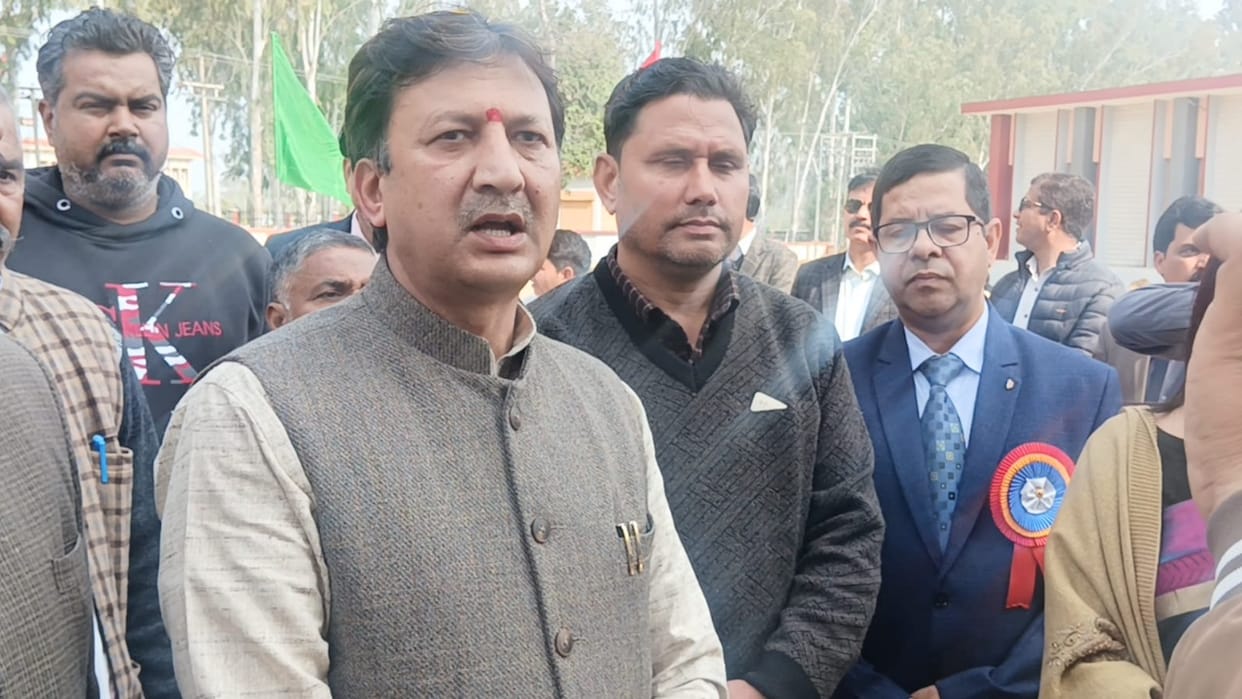 mp Sikandar Kumar said Govt will soon fulfill the demand for direct train from Una to Mumbai.