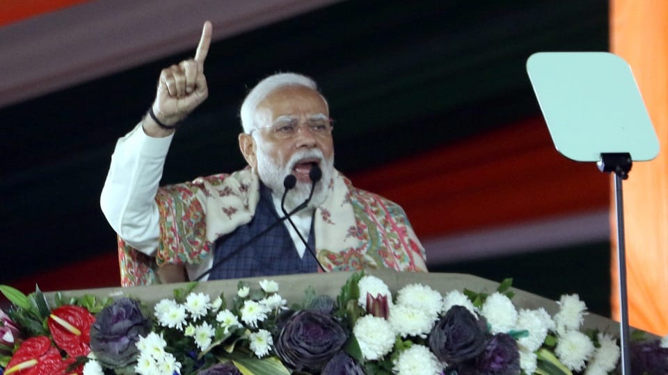 PM Modi said- We will develop Kashmir in such a way that people will forget to go to Switzerland.