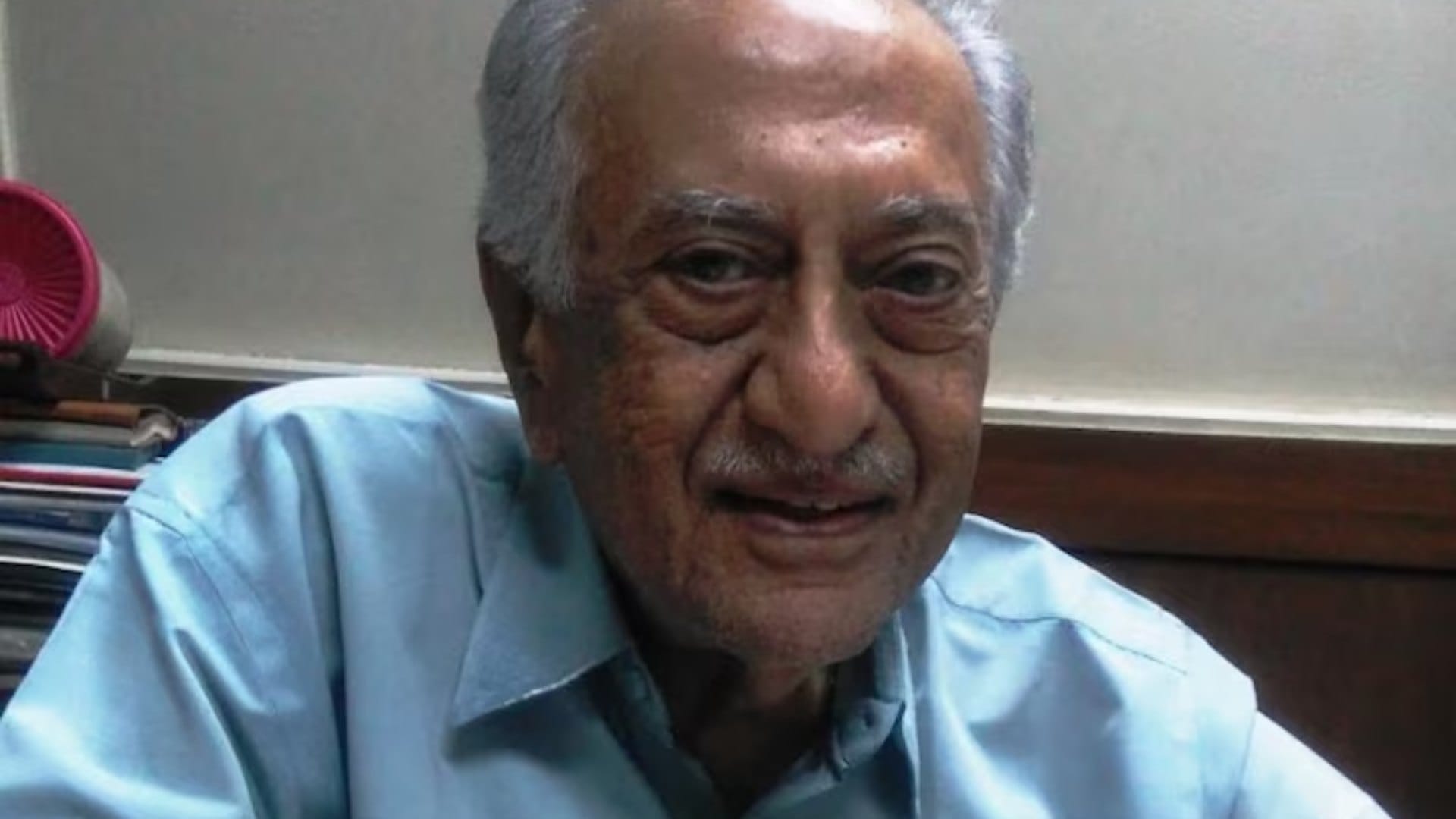 Iconic Radio Announcer Ameen Sayani Passed Away at The Age of 91 Popular Show Binaca Geet Mala News