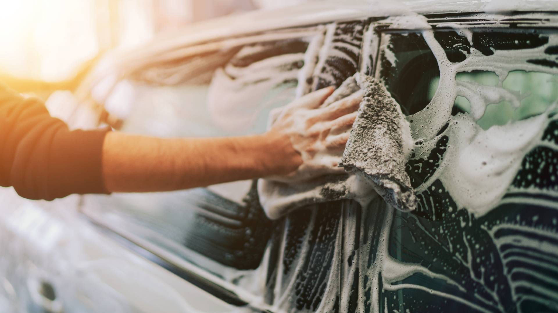 Car Washing Tips: These things should be kept in mind while washing the car at home