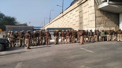 In view of the farmers protest 3000 soldiers deployed on the Ghazipur border
