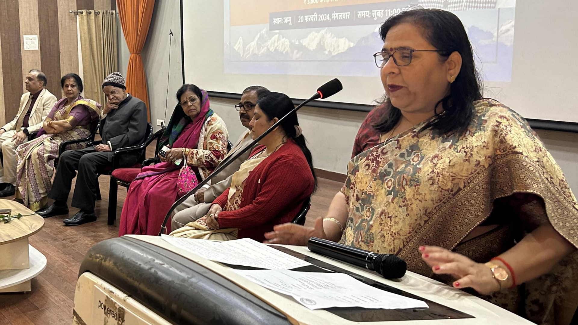 गोरखपुर विश्वविद्यालय की कुलपति प्रो. पूनम टंडन