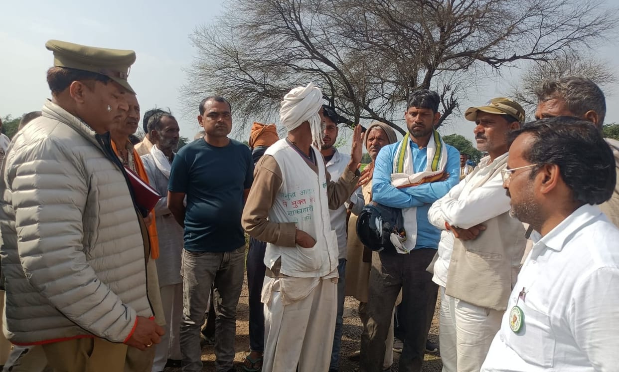 Two farmers died at two different places, electric pole fell on one and HT line wire fell on the other