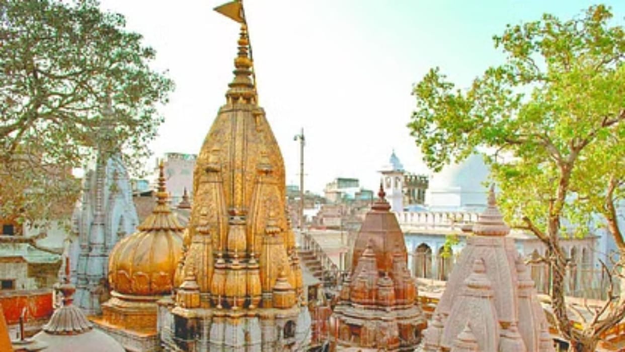 Mahakal temple fire Kashi Vishwanath temple and DCP security suggested by fire department