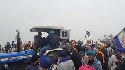 Kisan Andolan: नेताओं का शांतिपूर्ण मार्च का आह्वान, युवाओं ने की जंग जैसी तैयारियां... देखें तस्वीरें Kisan Andolan Delhi Chalo March Security At Shambhu Border Haryana News in Hindi