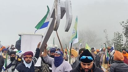 Kisan Andolan: नेताओं का शांतिपूर्ण मार्च का आह्वान, युवाओं ने की जंग जैसी तैयारियां... देखें तस्वीरें Kisan Andolan Delhi Chalo March Security At Shambhu Border Haryana News in Hindi