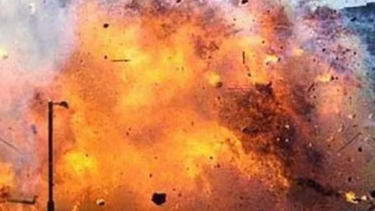 Raipur News: Blast factory in Raipur, one dead on the spot, two seriously injured