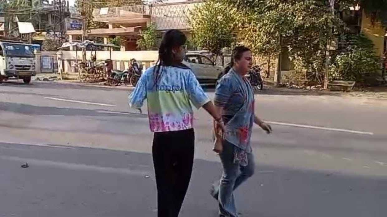 Kota News miscreant absconds after snatching mobile phone of girl walking on road