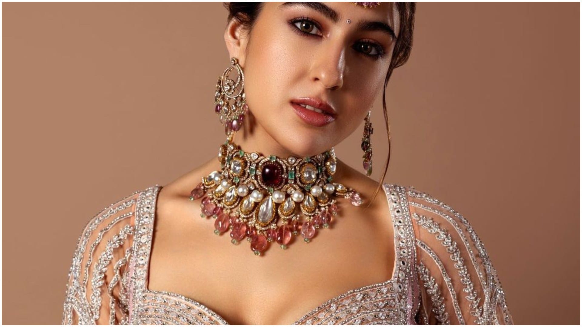 bollywood famous actresses who are also doing good in business