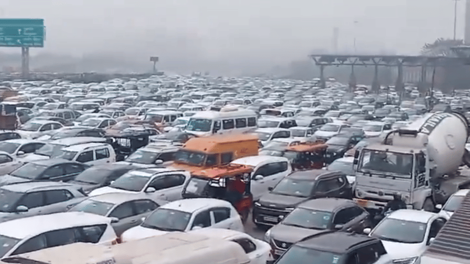 Farmer Protest jam at Ghazipur Gurugram with delhi border amid farmer protest see photos