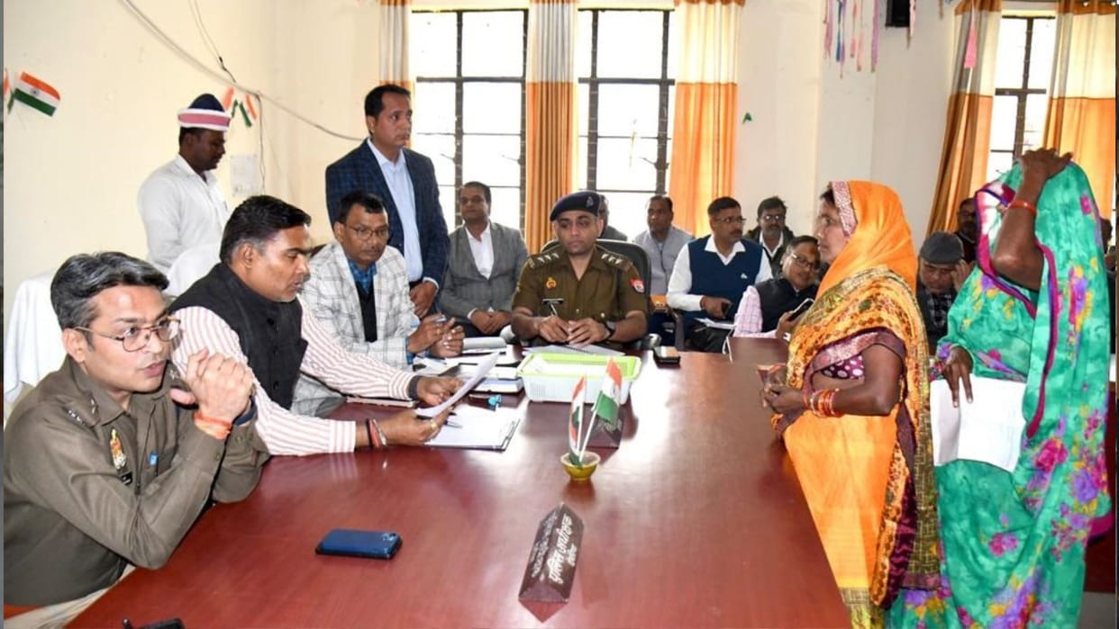 Deoria Dm took off the uniform of fake orderly, used to look impressive