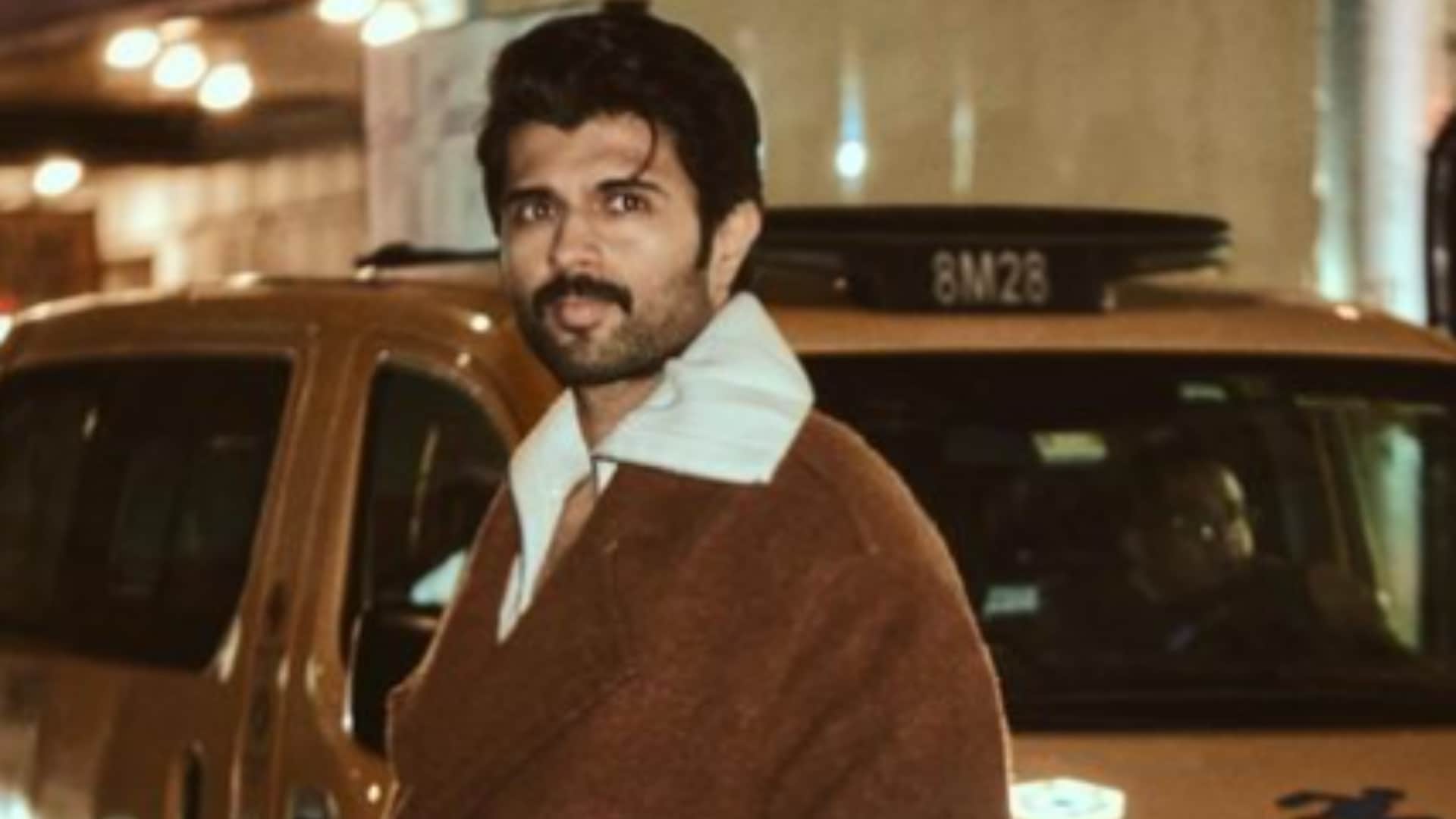 Has Vijay Deverakonda filed a complaint against those who gave negative reviews of Family Star know truth insi