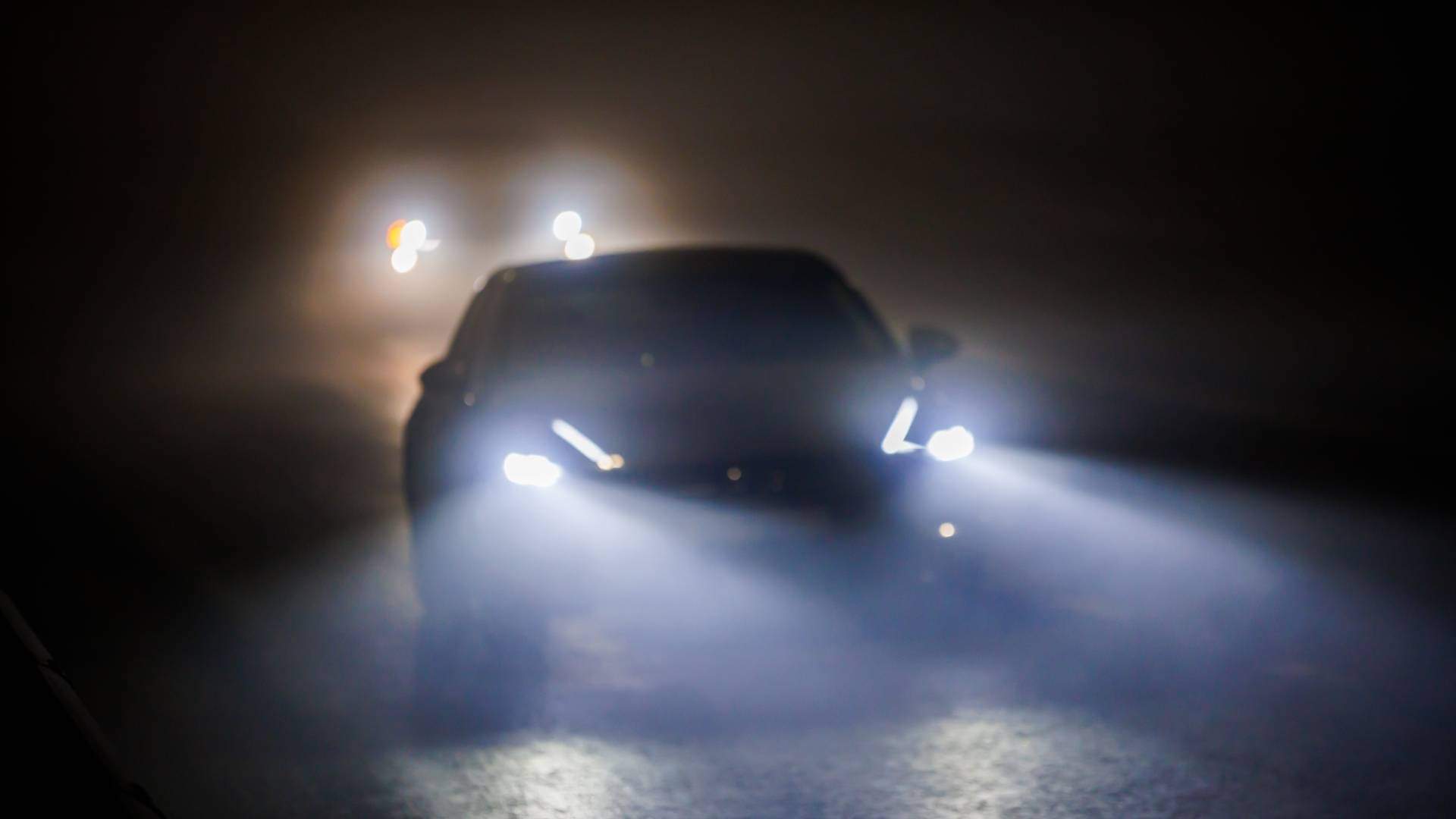 Differences of High Beam and Low Beam in Car Headlights