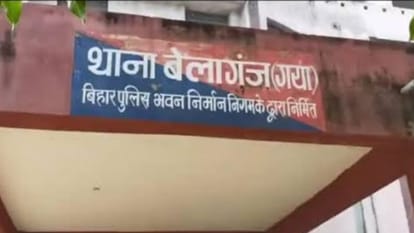 Theft of lakhs by breaking the lock of teacher locked house
