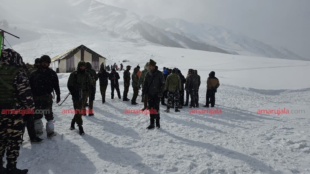gulmarg avalanche news: Major snow avalanche in Gulmarg many tourists missing Rescue launched