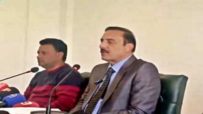 पाकिस्तान में रावलपिंडी के पूर्व कमिश्नर लियाकत अली चट्ठा (फाइल)