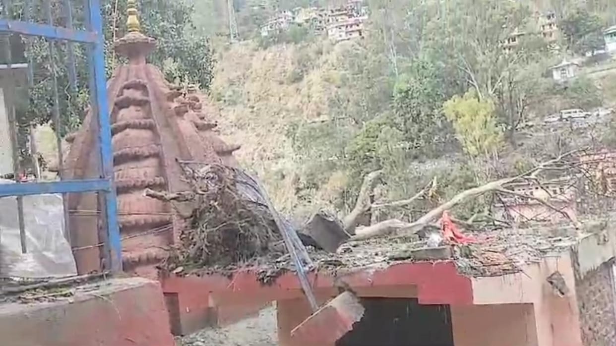 Rampur's historical Shani temple demolished, Peepal tree along with it drowned in Satluj river